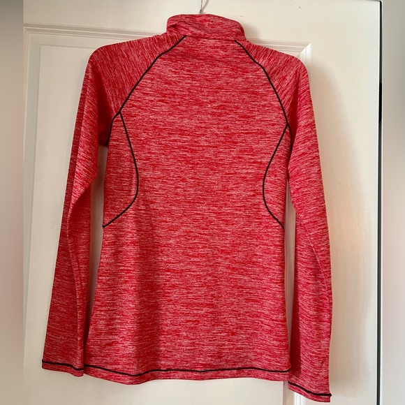 EUC Under Armour HeatGear Zip Up - Picture 2 of 3